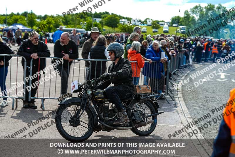 Vintage motorcycle club;eventdigitalimages;no limits trackdays;peter wileman photography;vintage motocycles;vmcc banbury run photographs